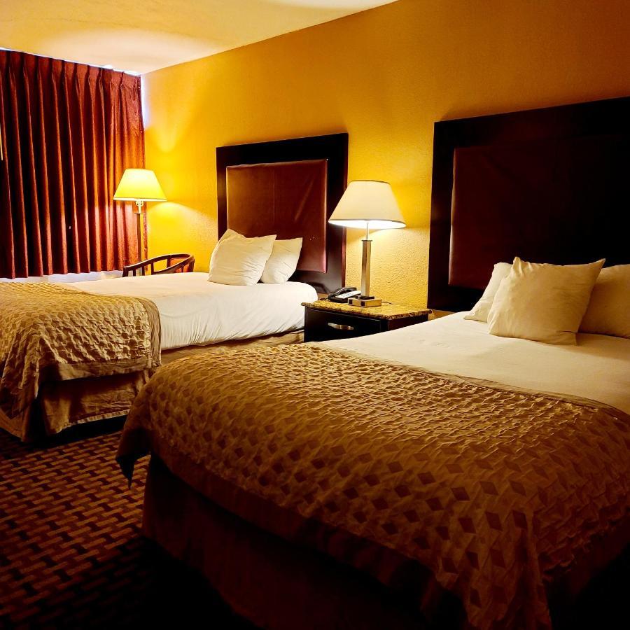 Town Inn بوردينتاون المظهر الخارجي الصورة